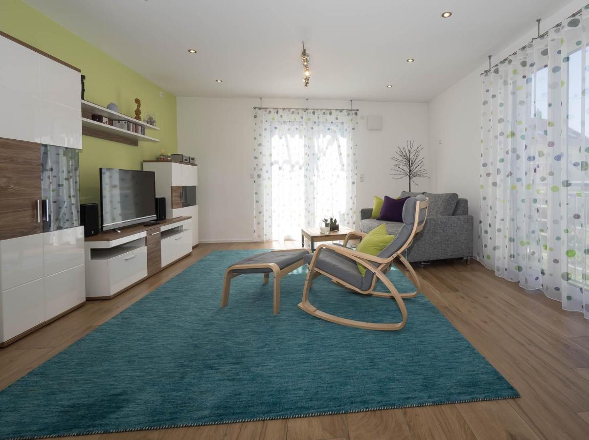 16Lilien Apartmentwohnung Waiblingen (Stuttgart) Exterior foto